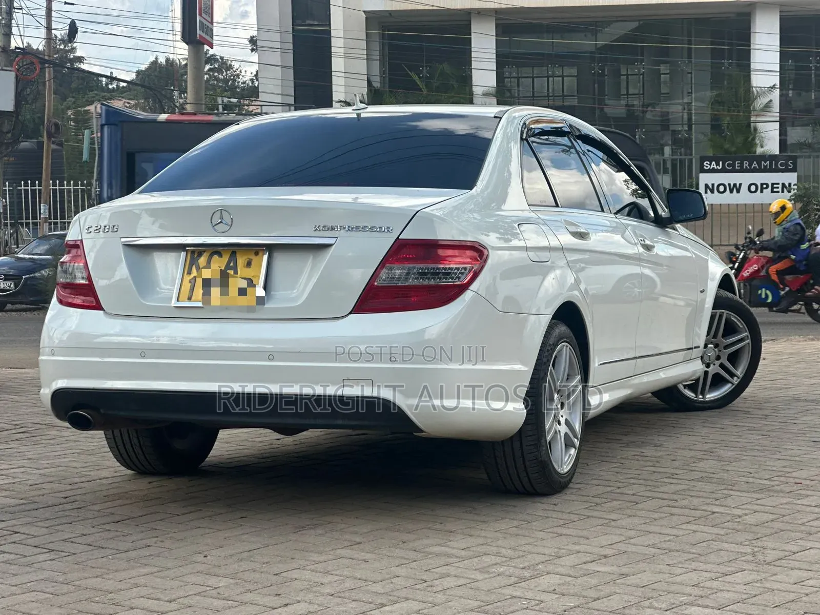 Mercedes-Benz C200 2007 White