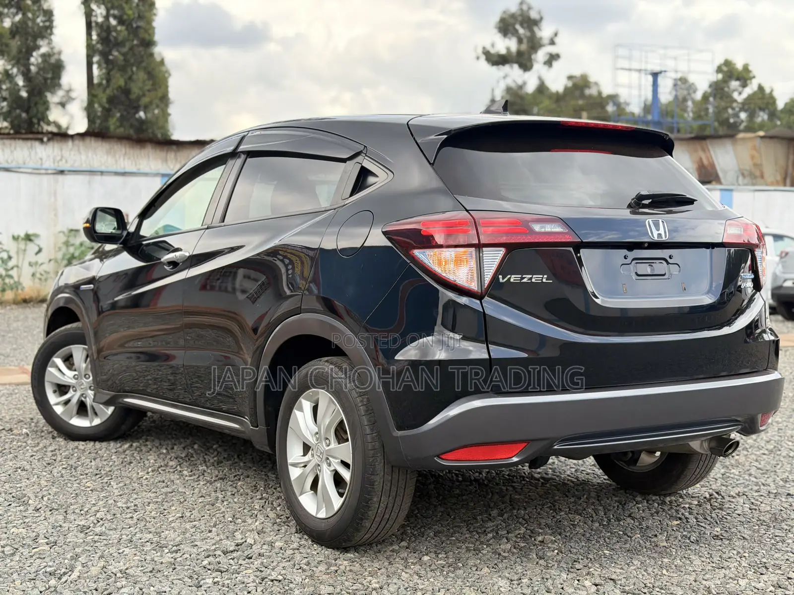 Honda Vezel 1.5 Hybrid 4WD 2018 Black