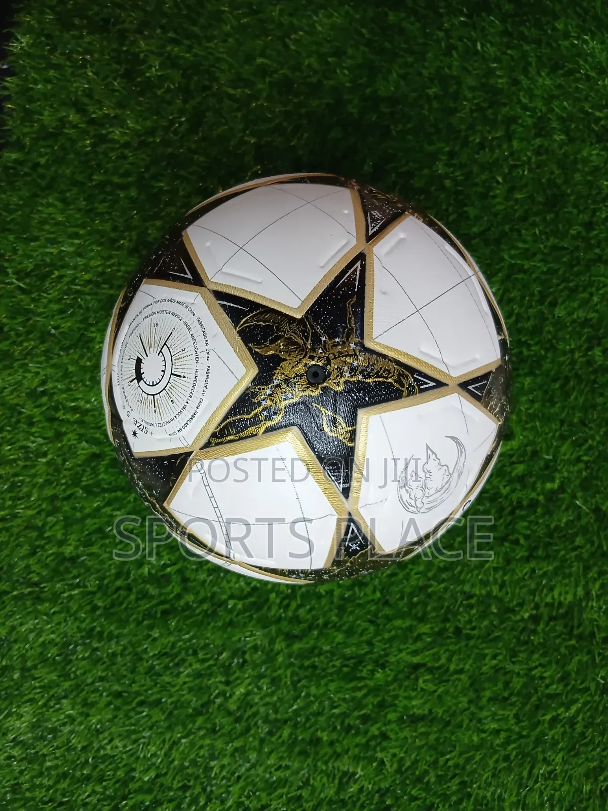 Istanbul Champions League Ball 26 - Football