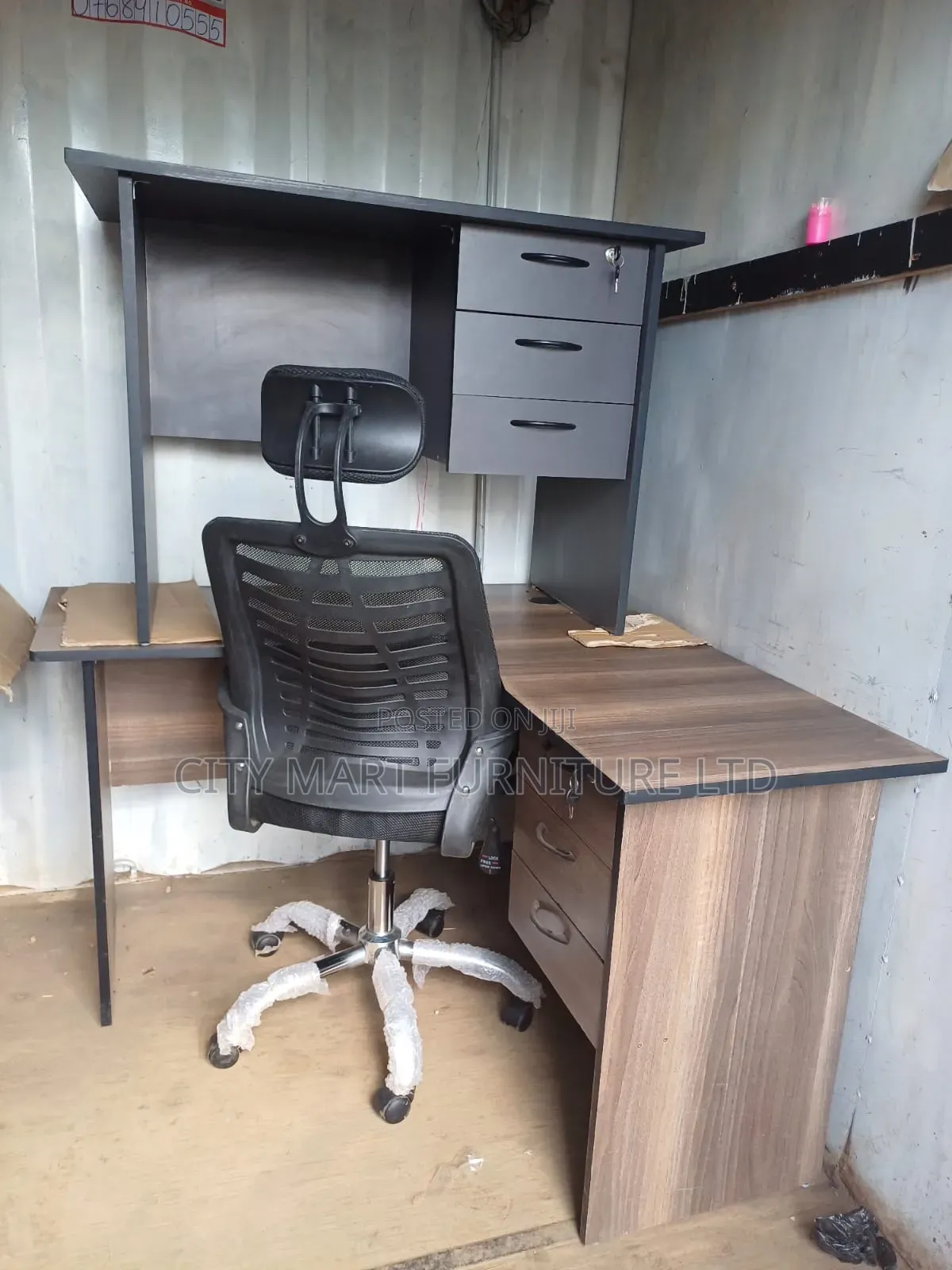 Ultramodern 1.2m*1.2m Lshaped Office Desk+Headrest Chair Offers