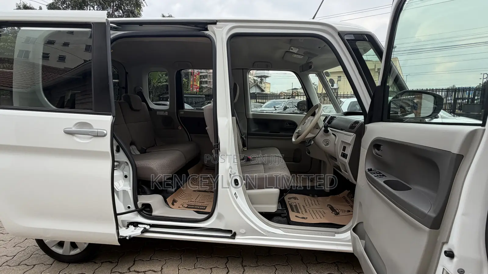 Daihatsu Tanto 660 AWD 2019 White