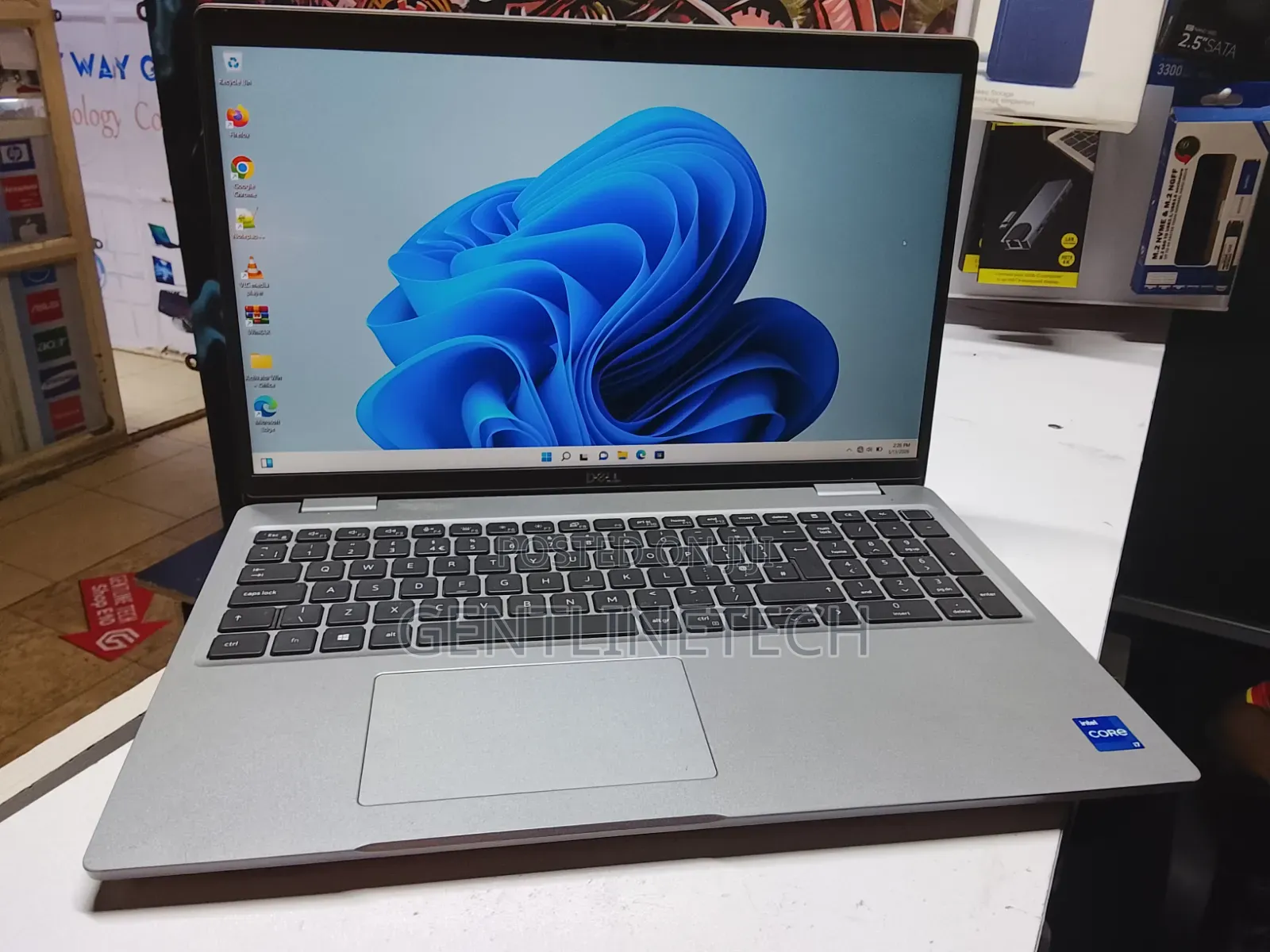 Laptop Dell Latitude 5520 8GB Intel Core i5 SSD 512GB