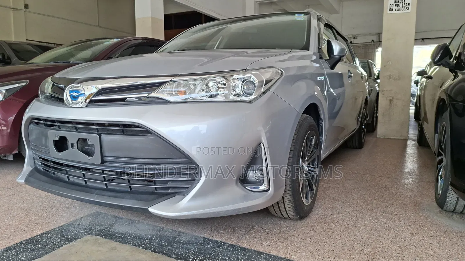 Toyota Corolla Fielder 2019 Silver