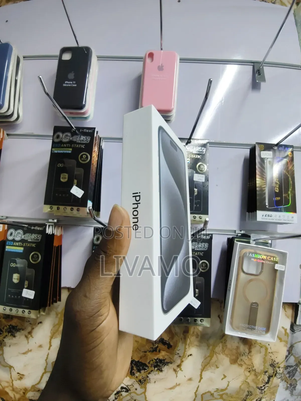 New Apple iPhone 15 Pro Max 256 GB Silver