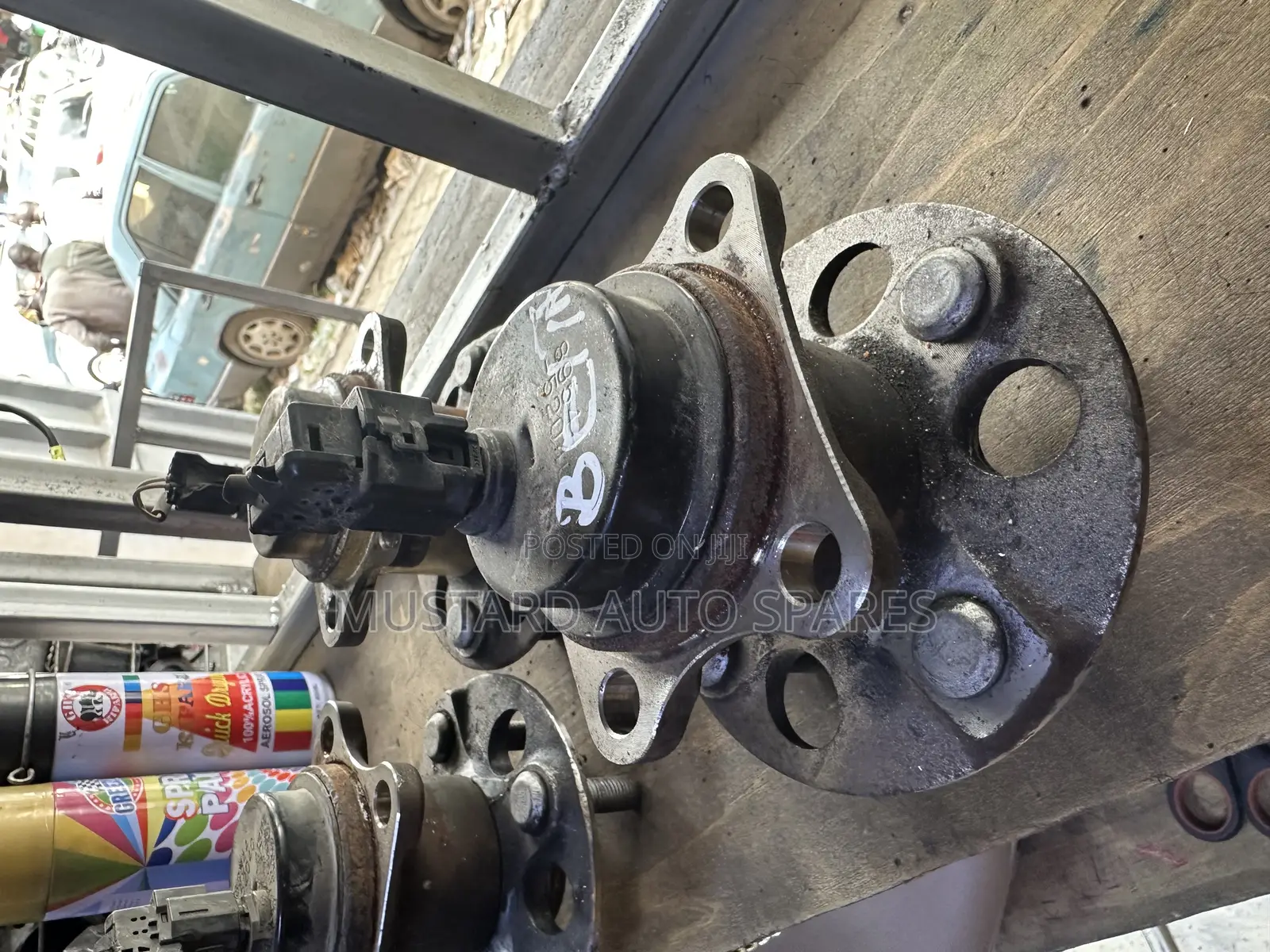 Rear Hubs Nze, Vitz, Belta, Fielder