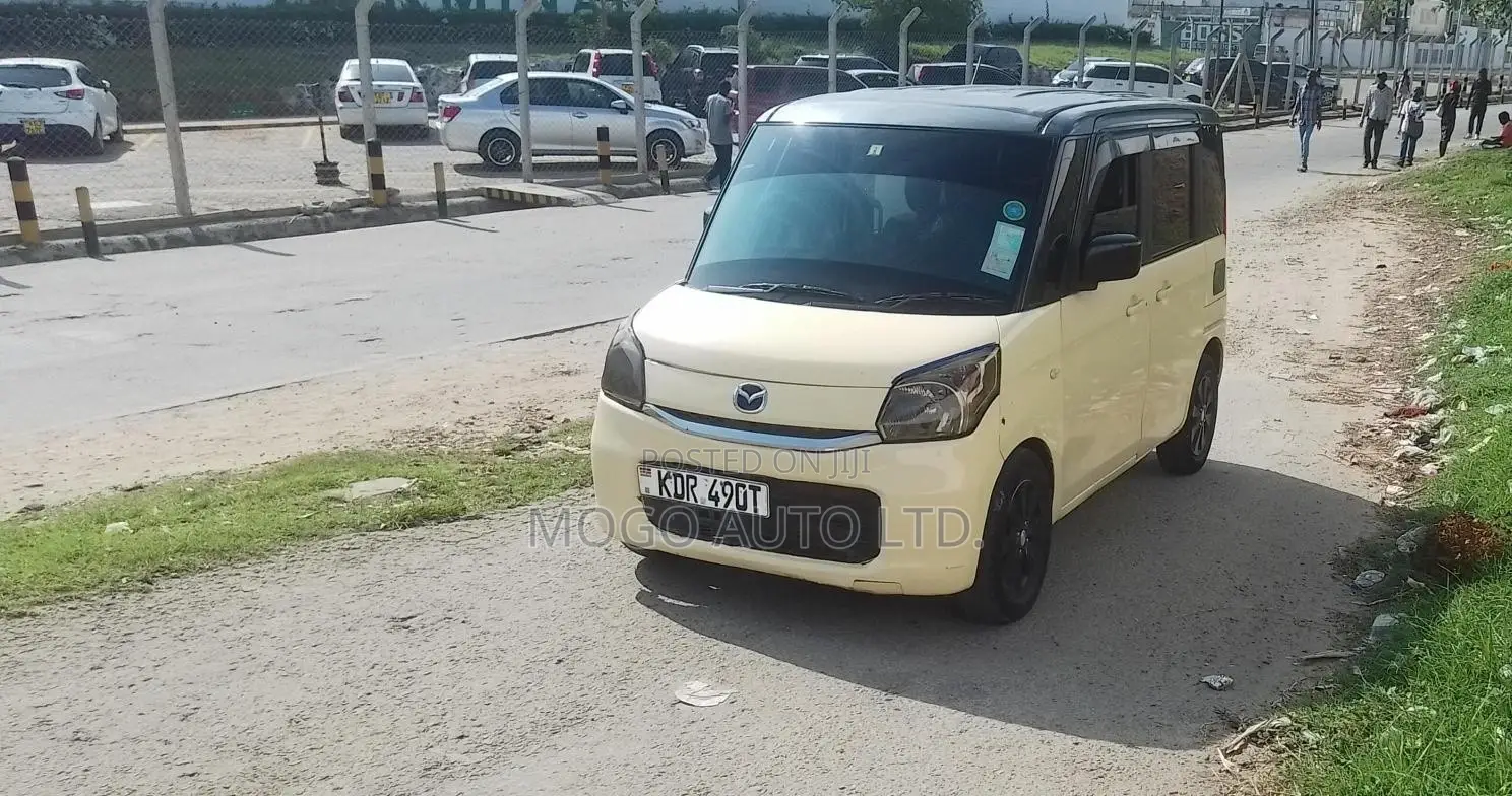 Mazda Flair 2017 Yellow