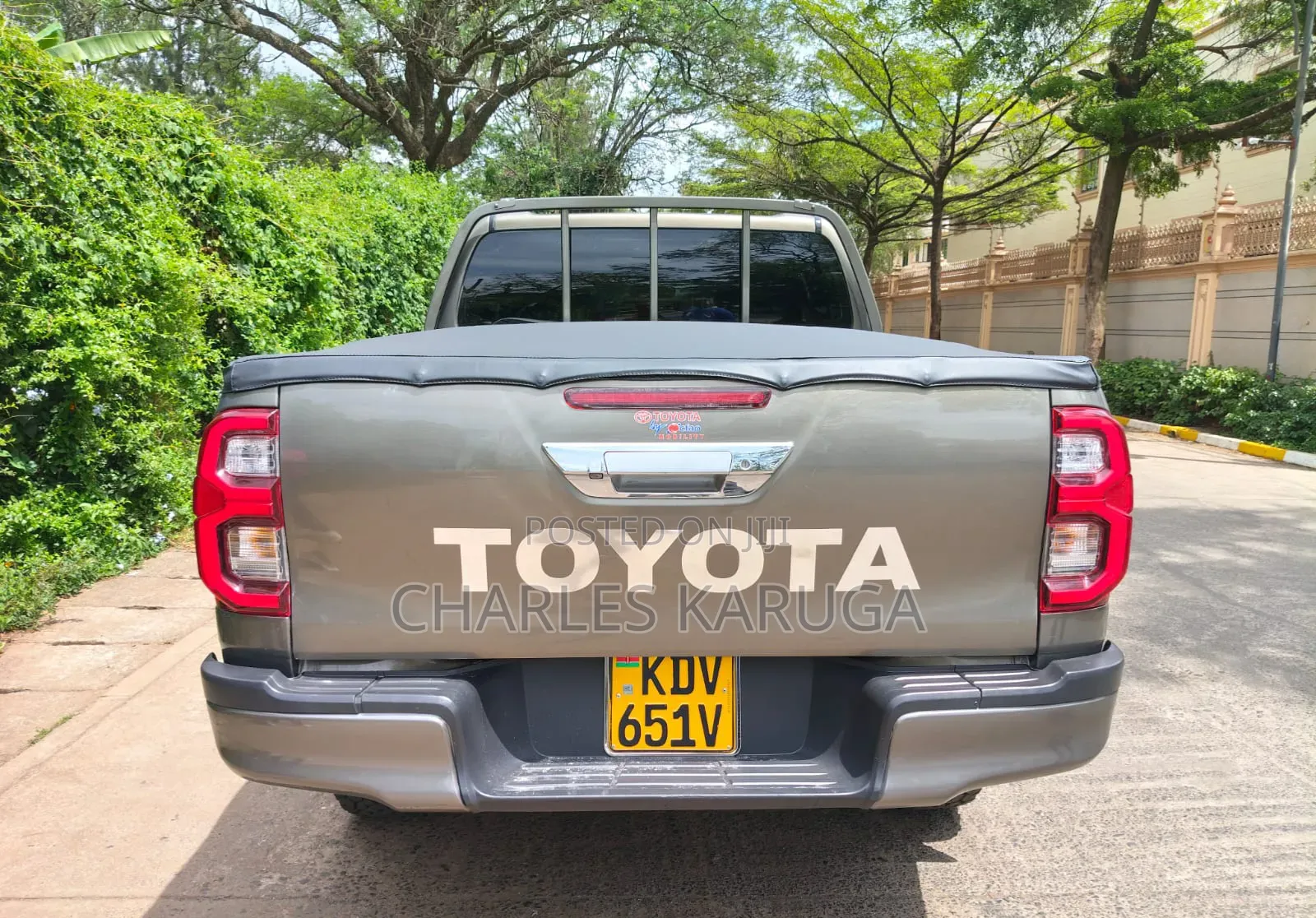 Toyota Hilux 2019 Gold