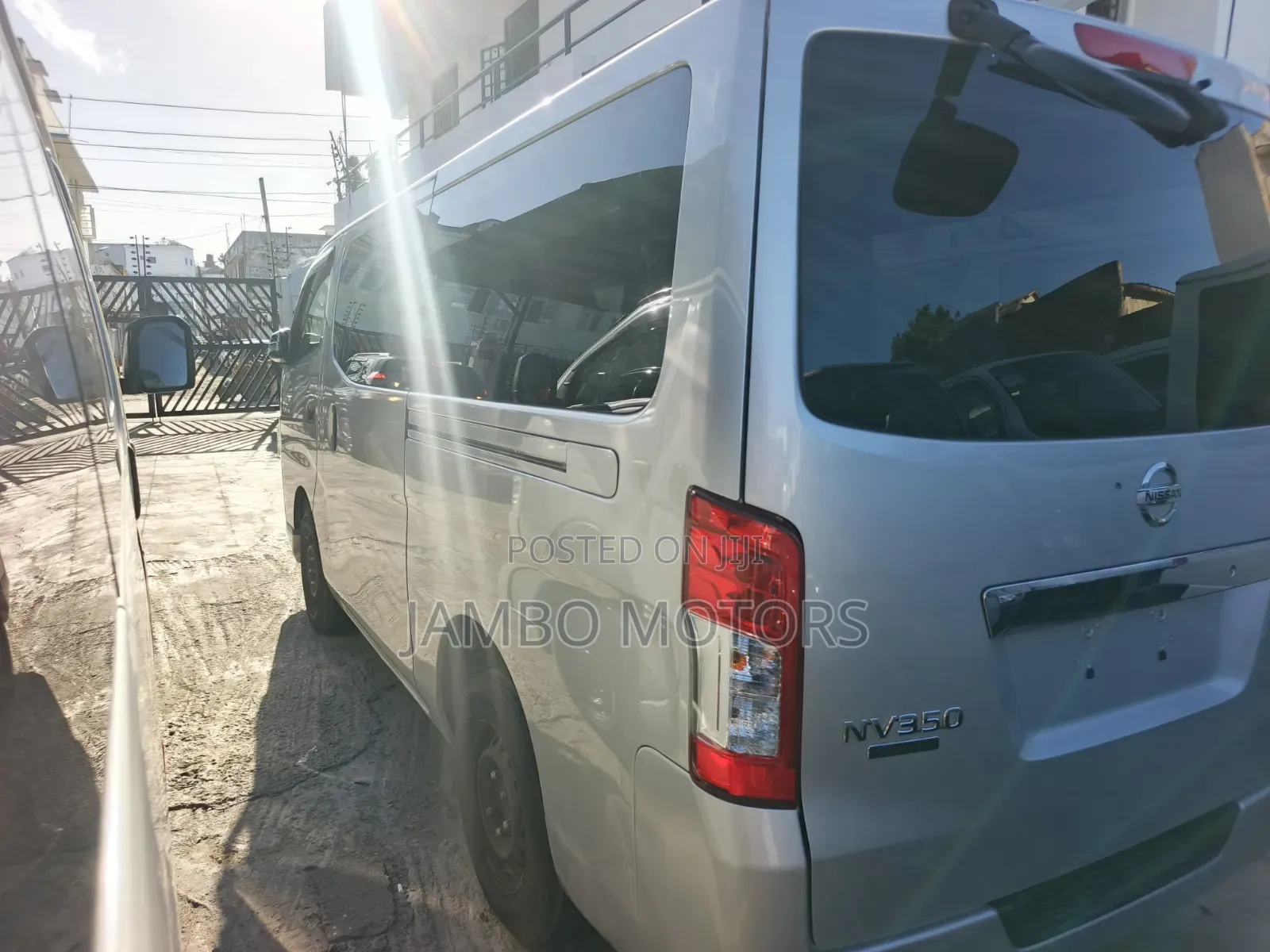 Nissan Caravan (Urvan) 2020 Silver