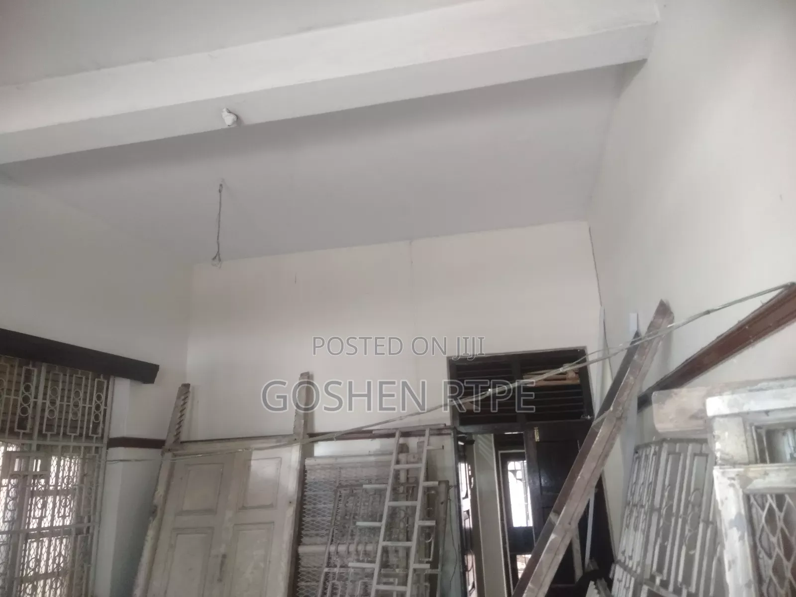 Prime 2-in-1 Huge Shop at to Let at Ganjoni Mombasa City (Island)