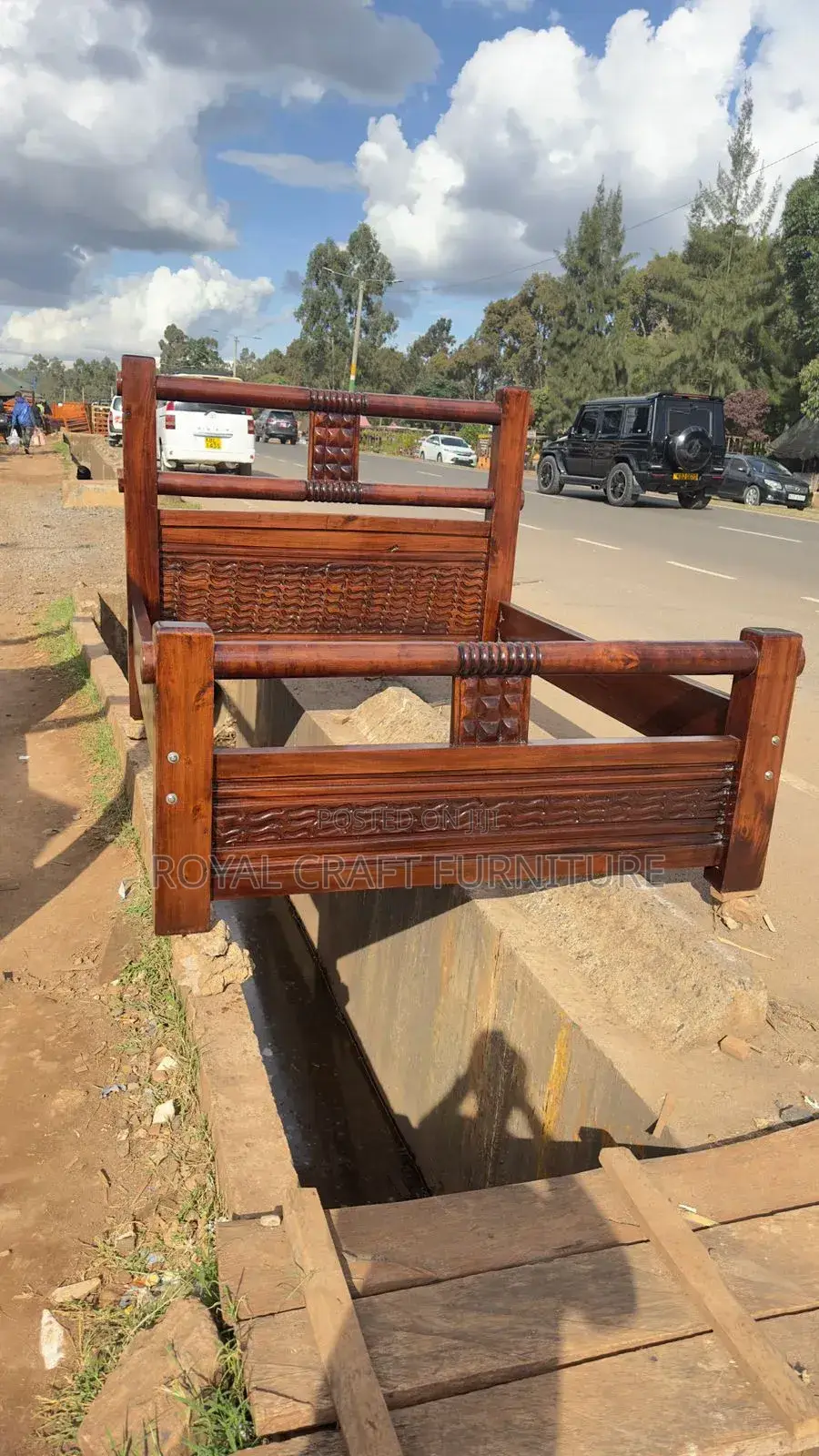 Mahogany Bed