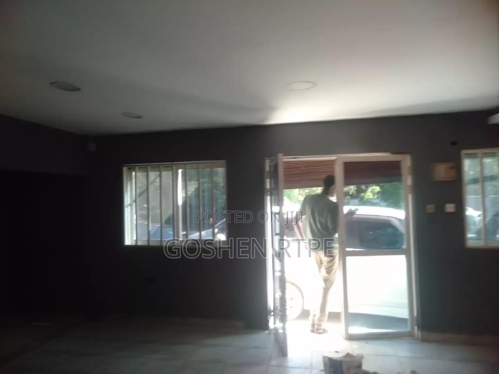 Fabulous Shop/Office to Let at Mbaraki Mombasa City (Island)