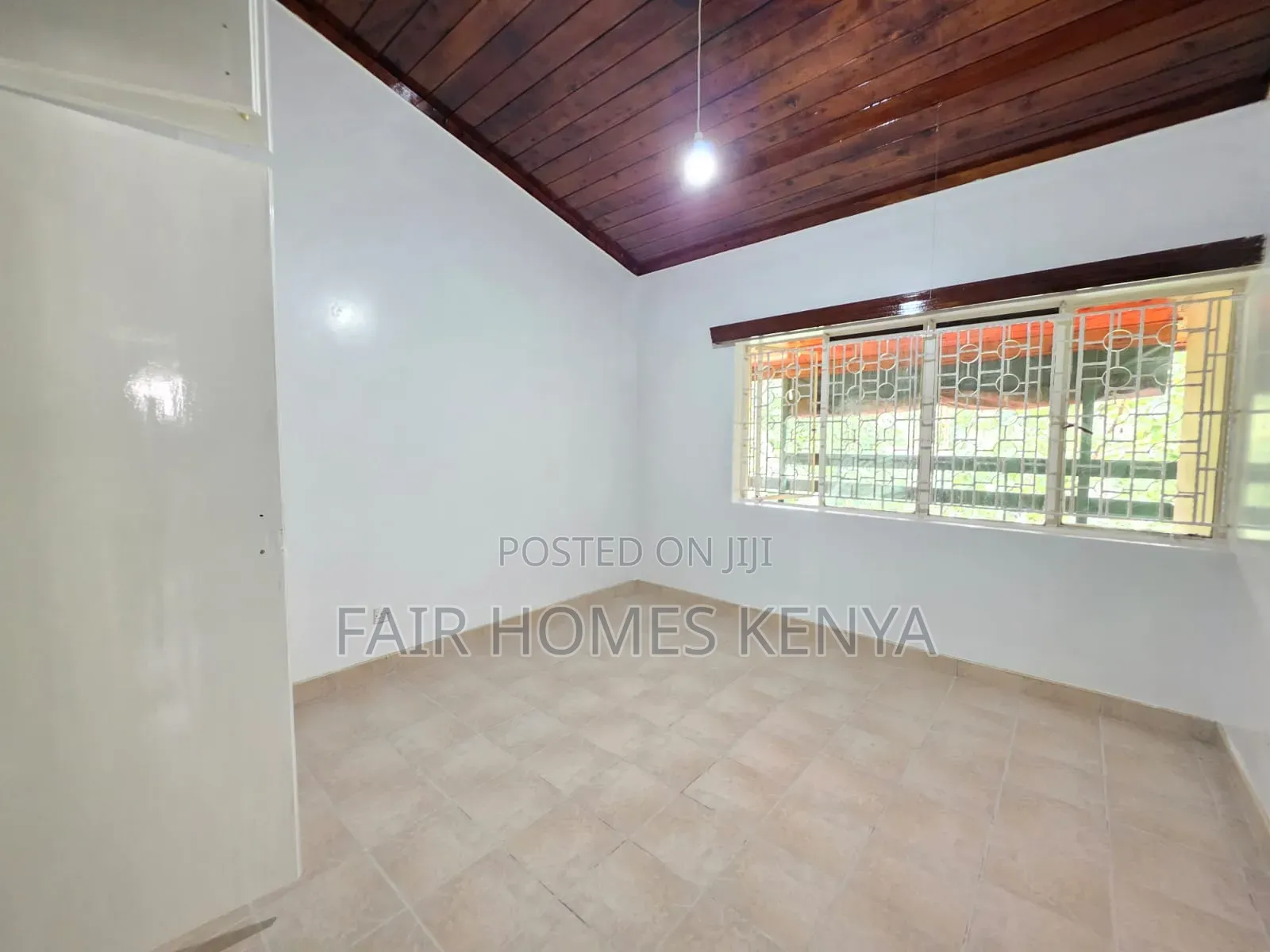 5bdrm House in Manyani East, Muthangari for rent