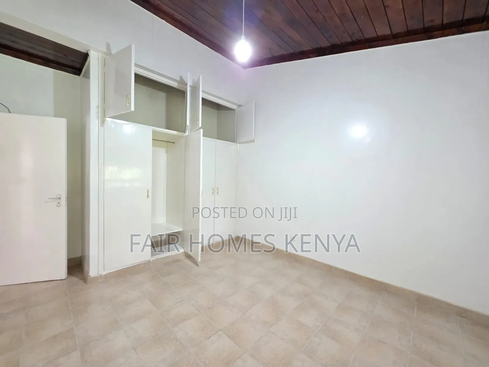 5bdrm House in Manyani East, Muthangari for rent