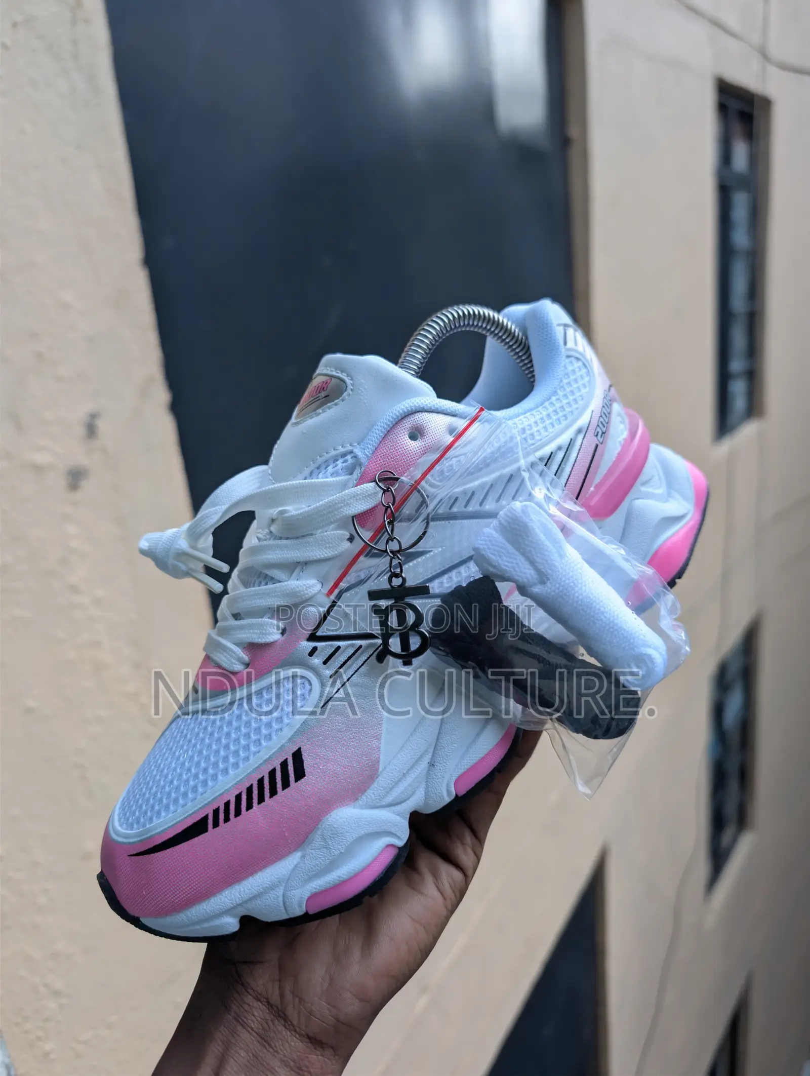 New Balance 2000r