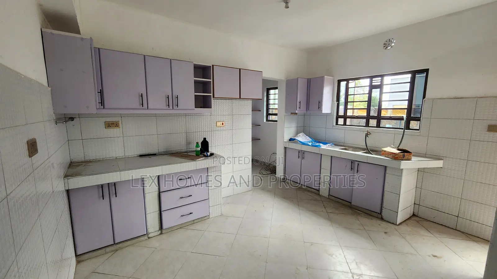 3bdrm Bungalow in Nkoroi for sale