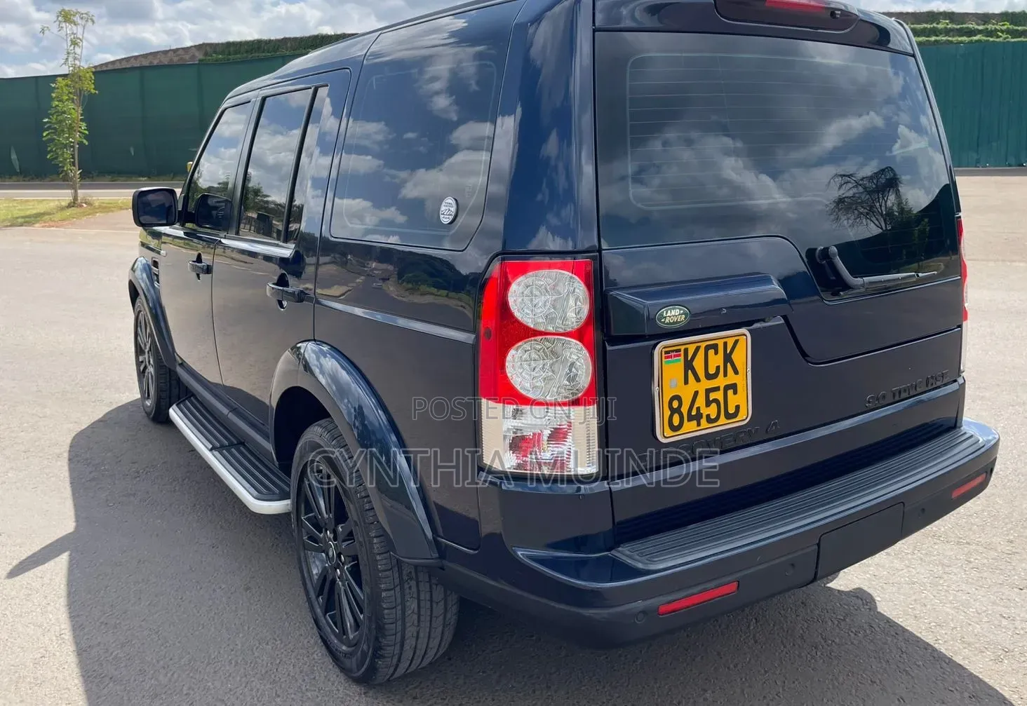 Land Rover Discovery 2009 Blue