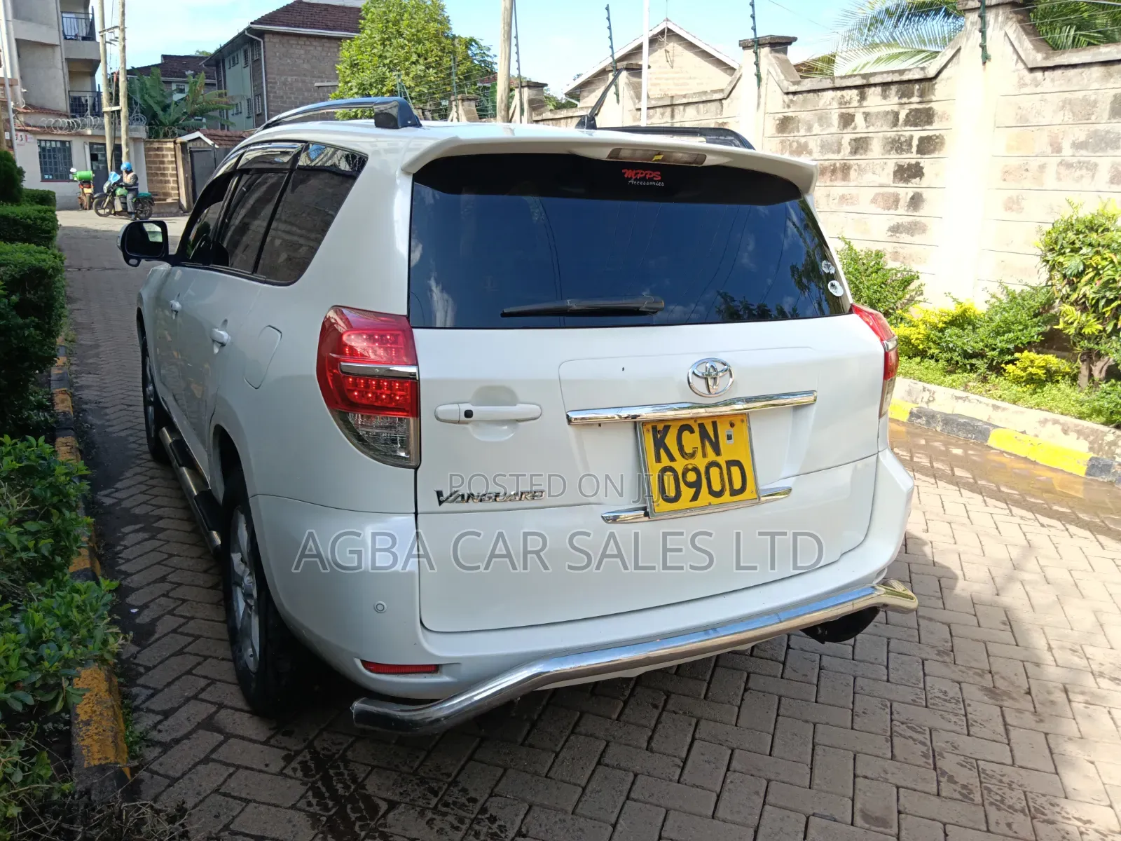 Toyota Vanguard 2010 Pearl
