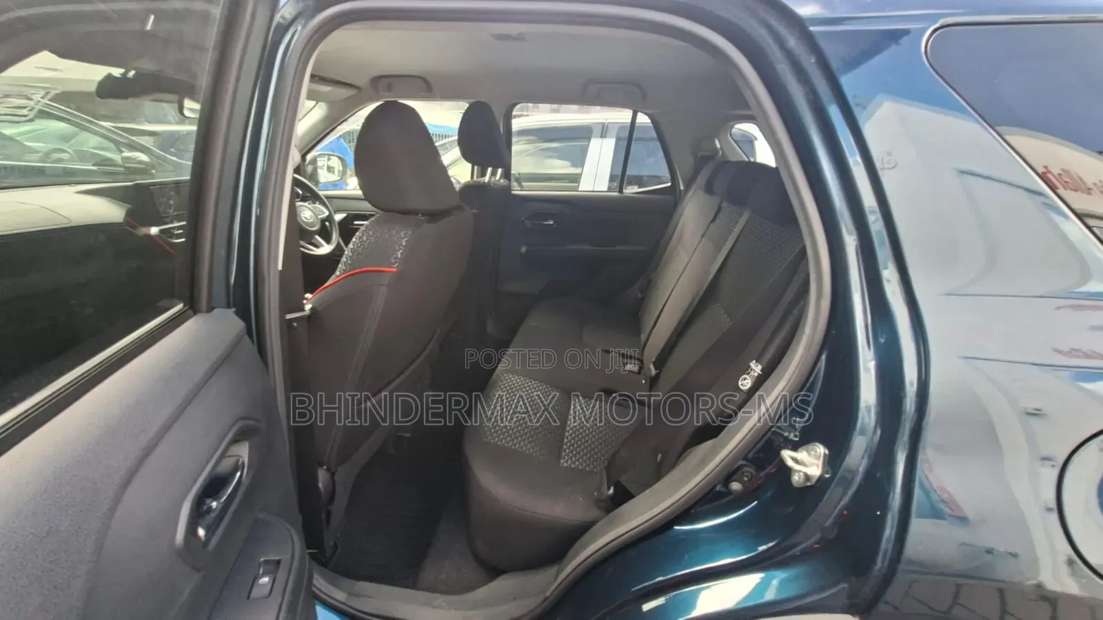 Toyota Raize 2019 Blue