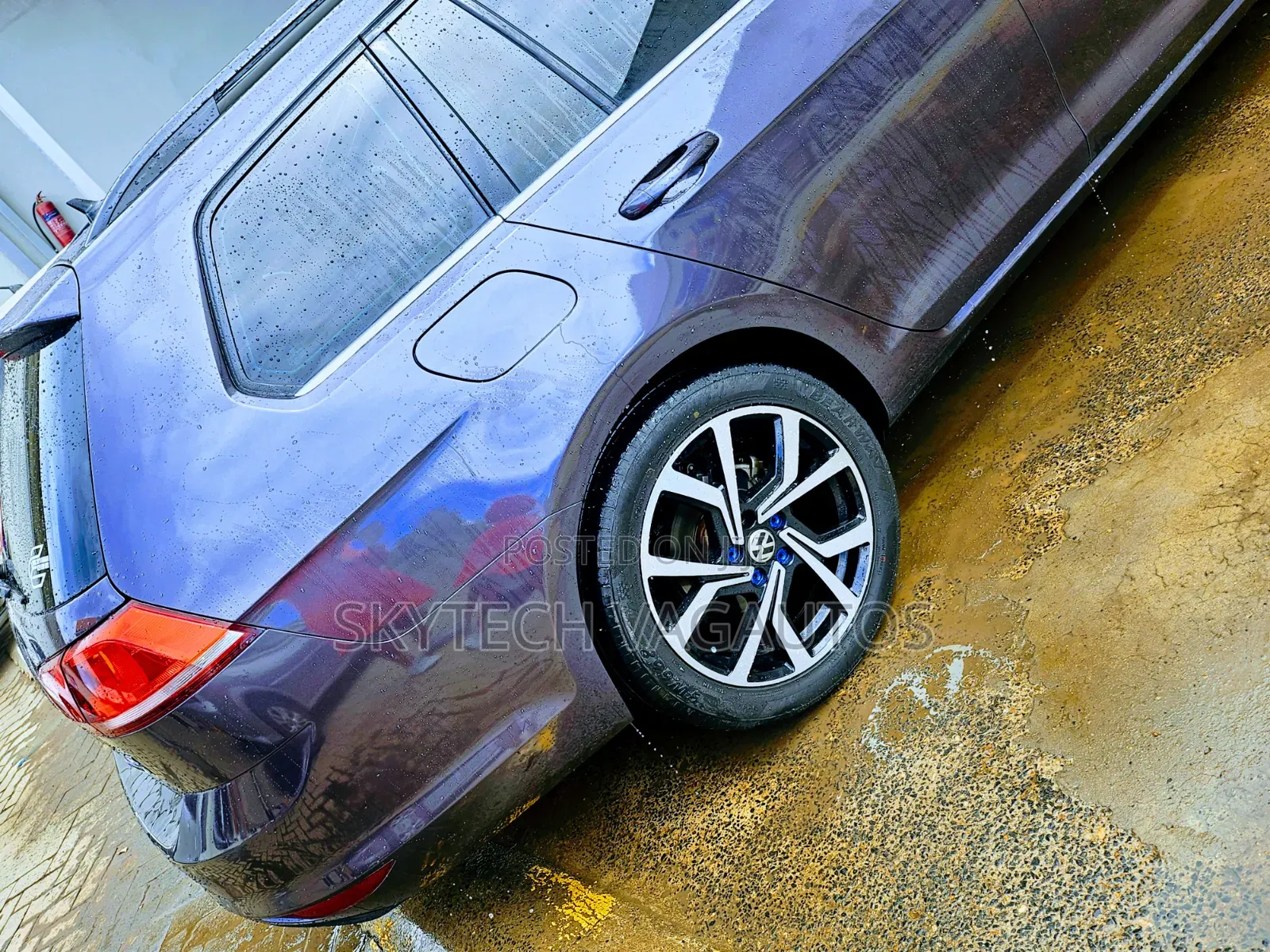 Volkswagen Golf 2015 Purple