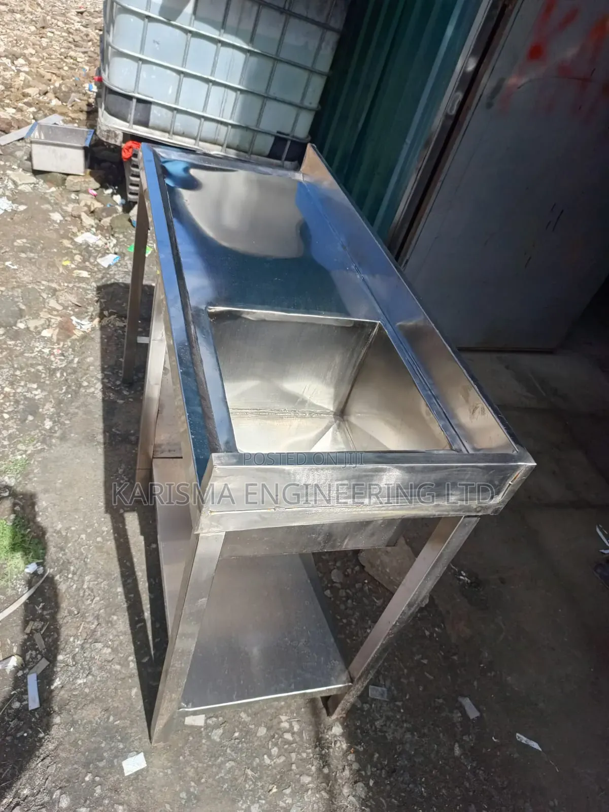 Single Stainless Steel Sink: Heavy-Duty Single Stainless Steel Sink