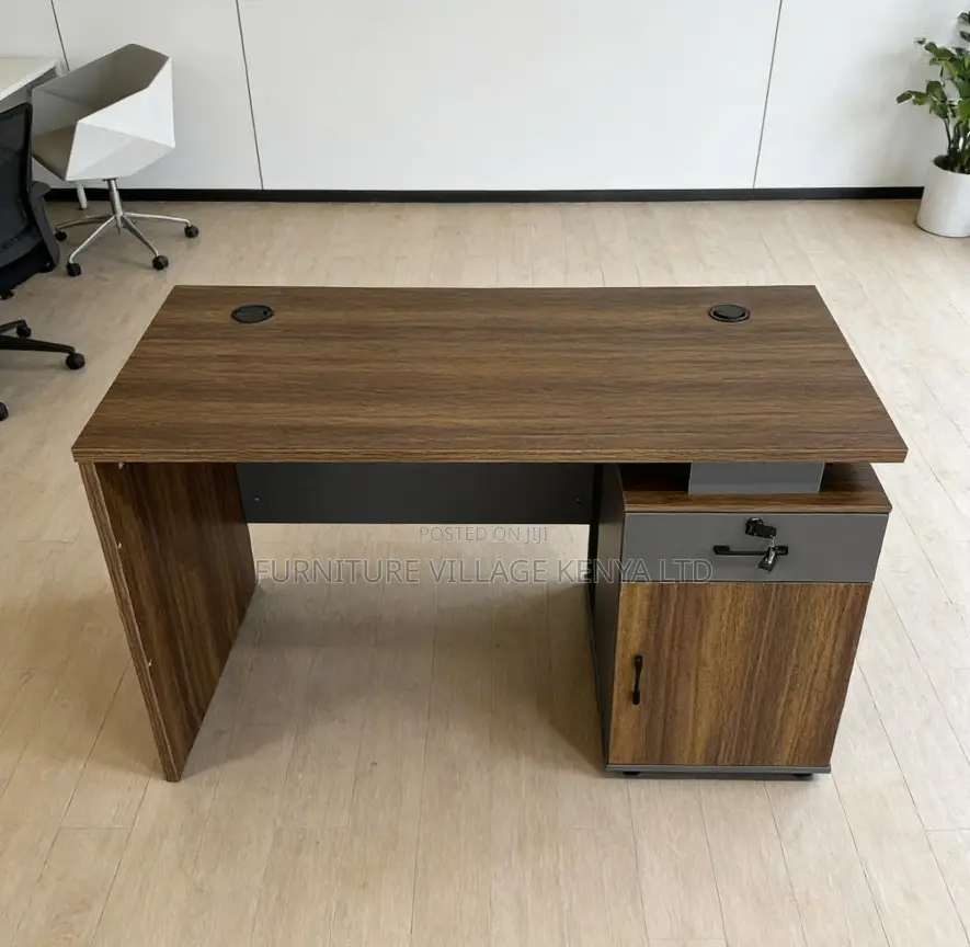 1200mm Ergonomic Single-Seat Office Desk