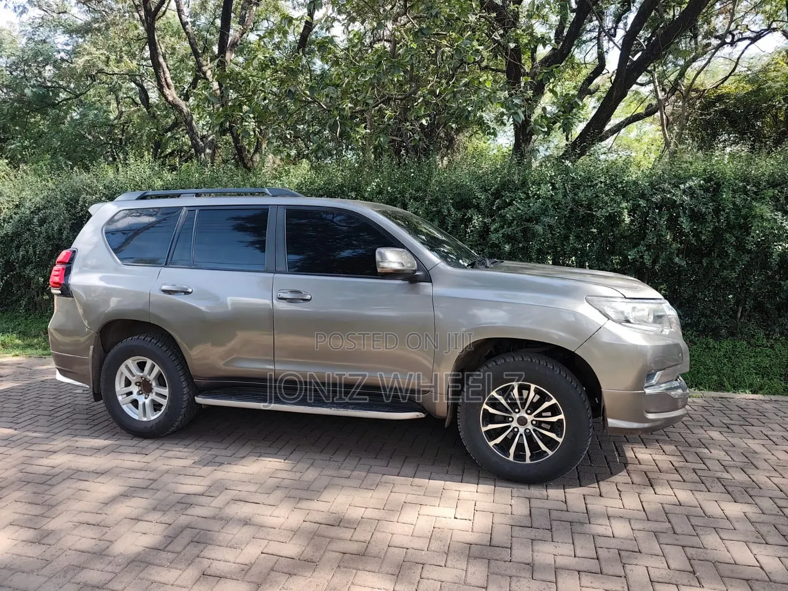 Toyota Land Cruiser Prado 3.0 TD 2010 Gold