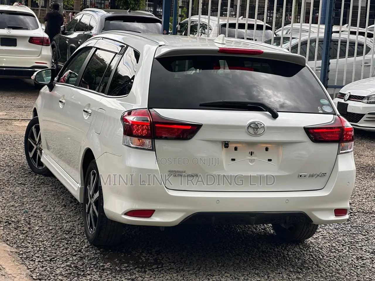 Toyota Corolla Fielder 1.5 Petrol FWD 2019 Pearl