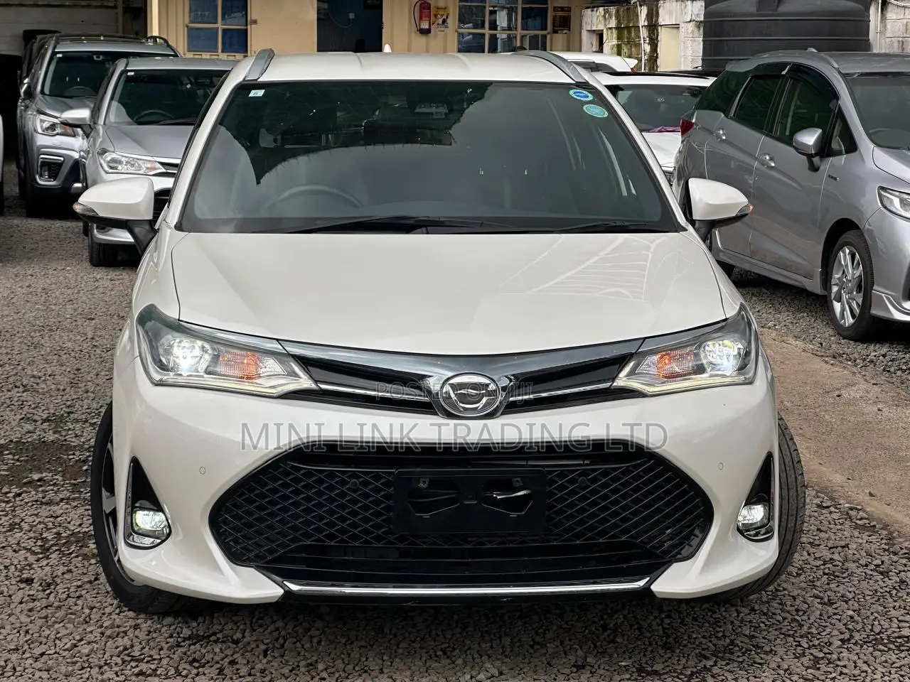 Toyota Corolla Fielder 1.5 Petrol FWD 2019 Pearl