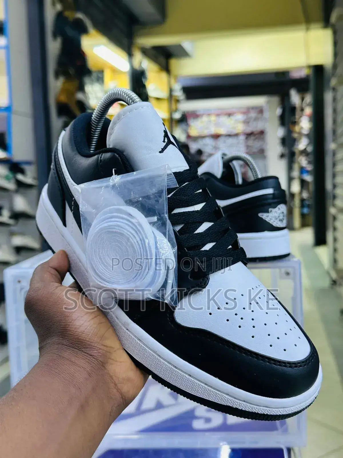 Air Jordan 1 Low Panda