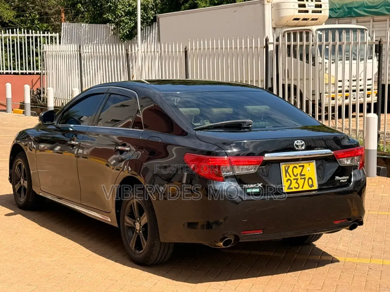 Toyota Mark X 2013 Black