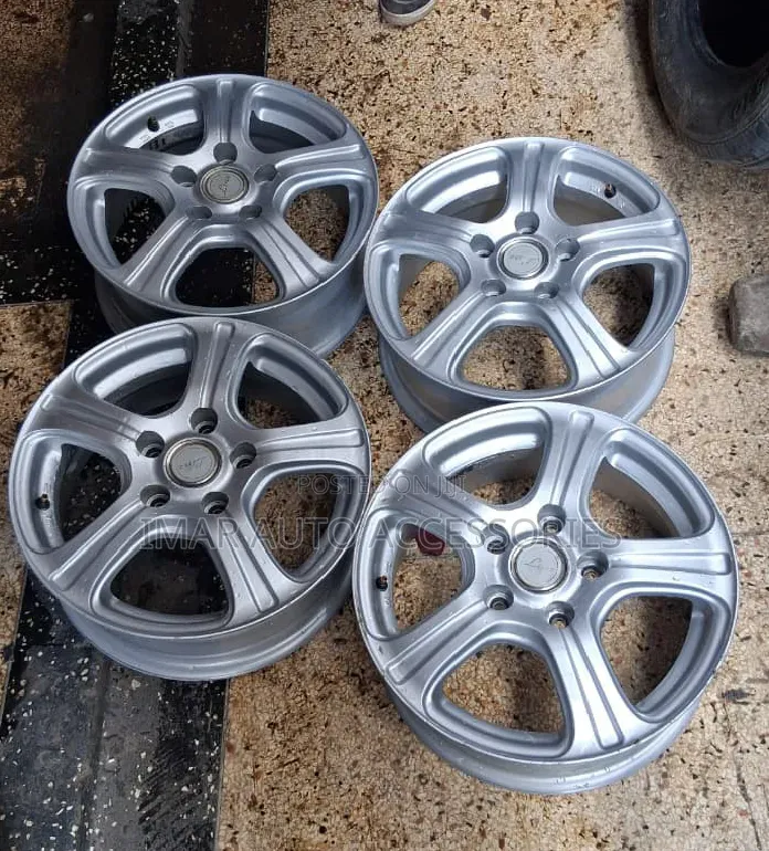 15 Inch Rims 5x100 / 5x114.3 – Saloon Car Mid Suv Alloy Wheels