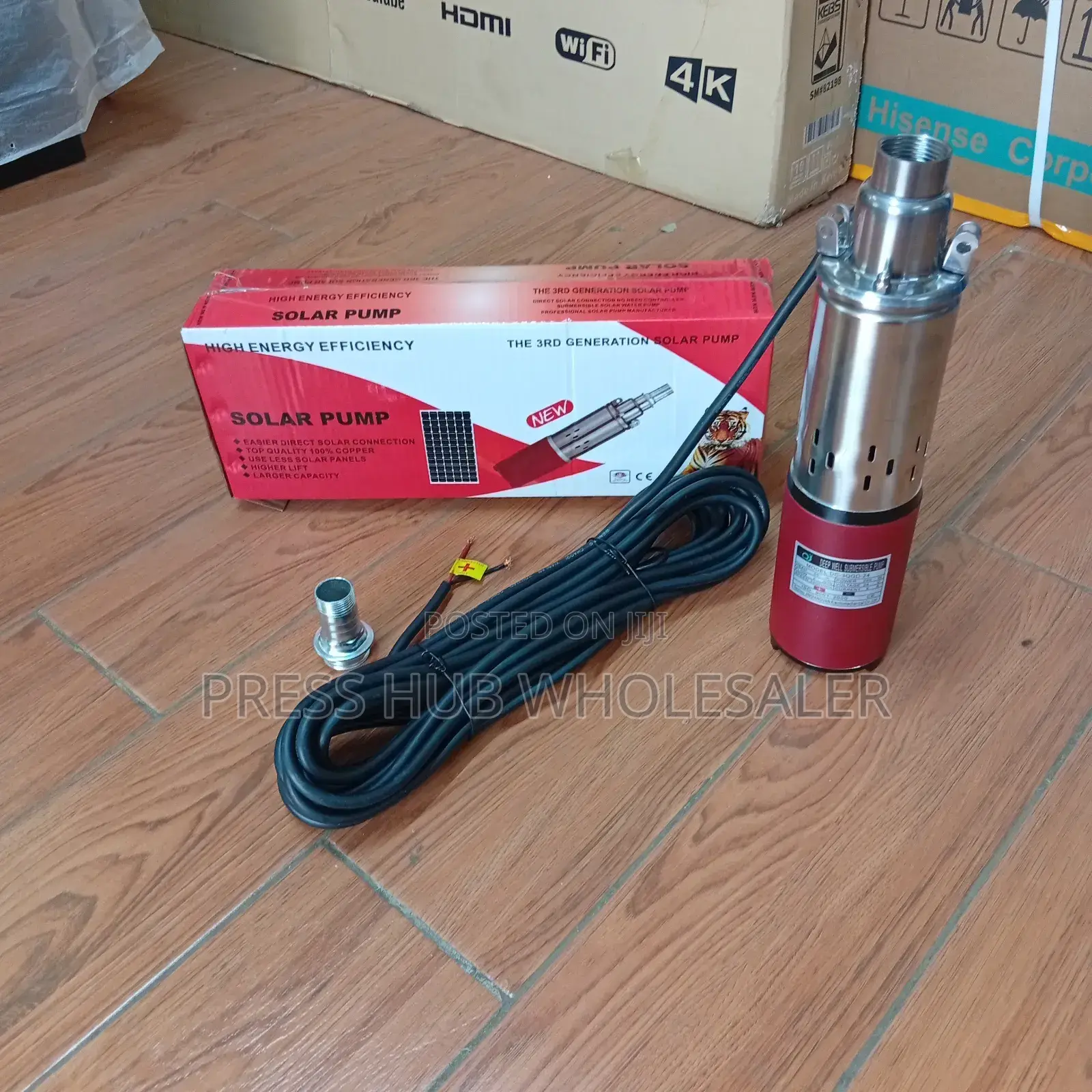 24v Dc Solar Submersible Water Pump Set, Utilizing a 250w Solar Panel.