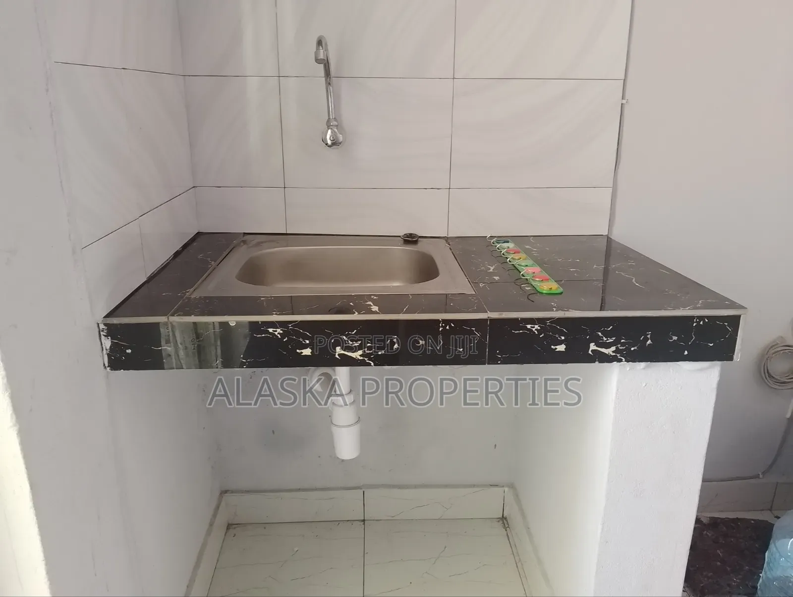 1bdrm Bedsitter in Beach Road Gichaga, Nyali Mkomani for rent