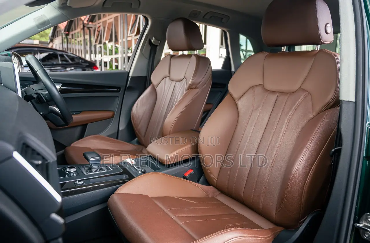 Audi Q5 2.0T Premium AWD quattro 2019 Green