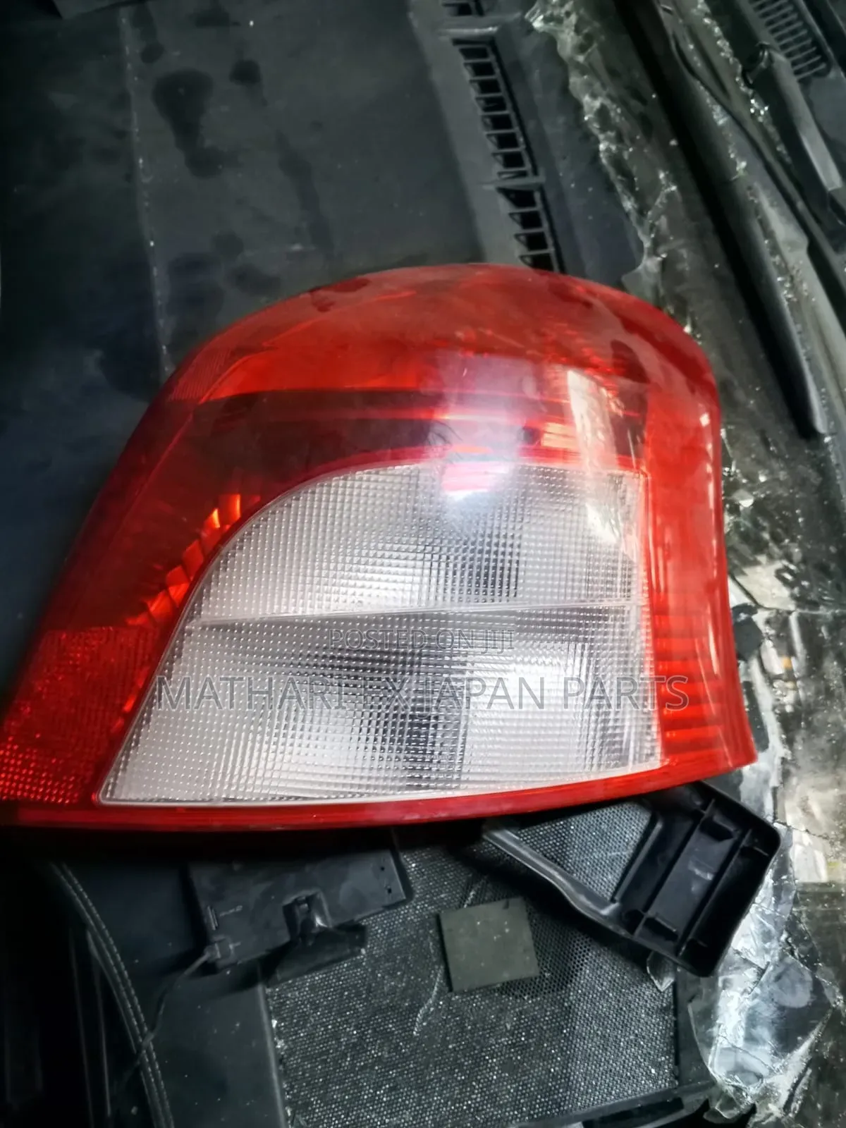 Toyota Vitz Tail Light 2005–2010 Original Ex-Japan