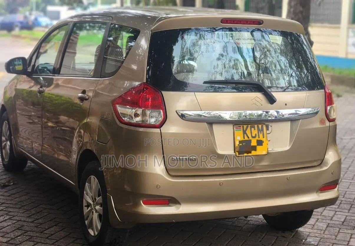 Suzuki Ertiga 2014 Gold