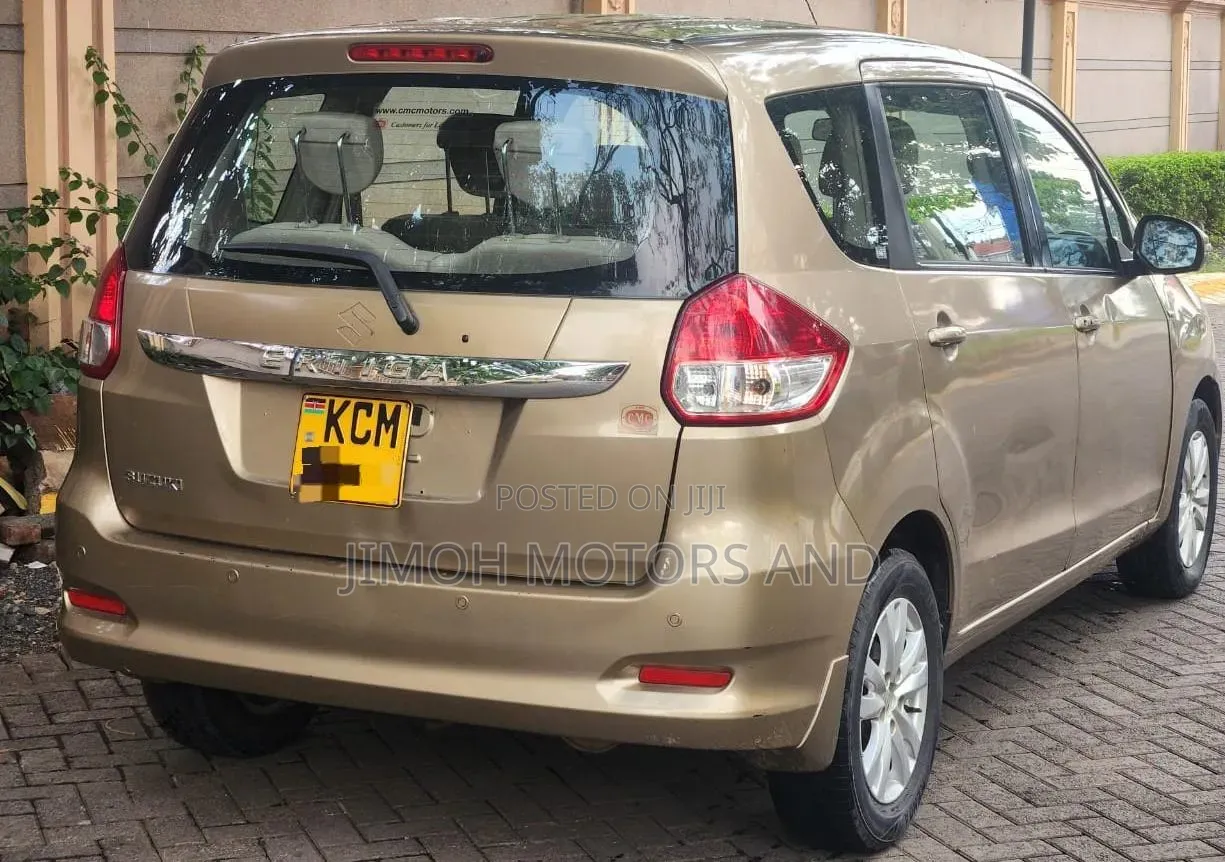 Suzuki Ertiga 2014 Gold