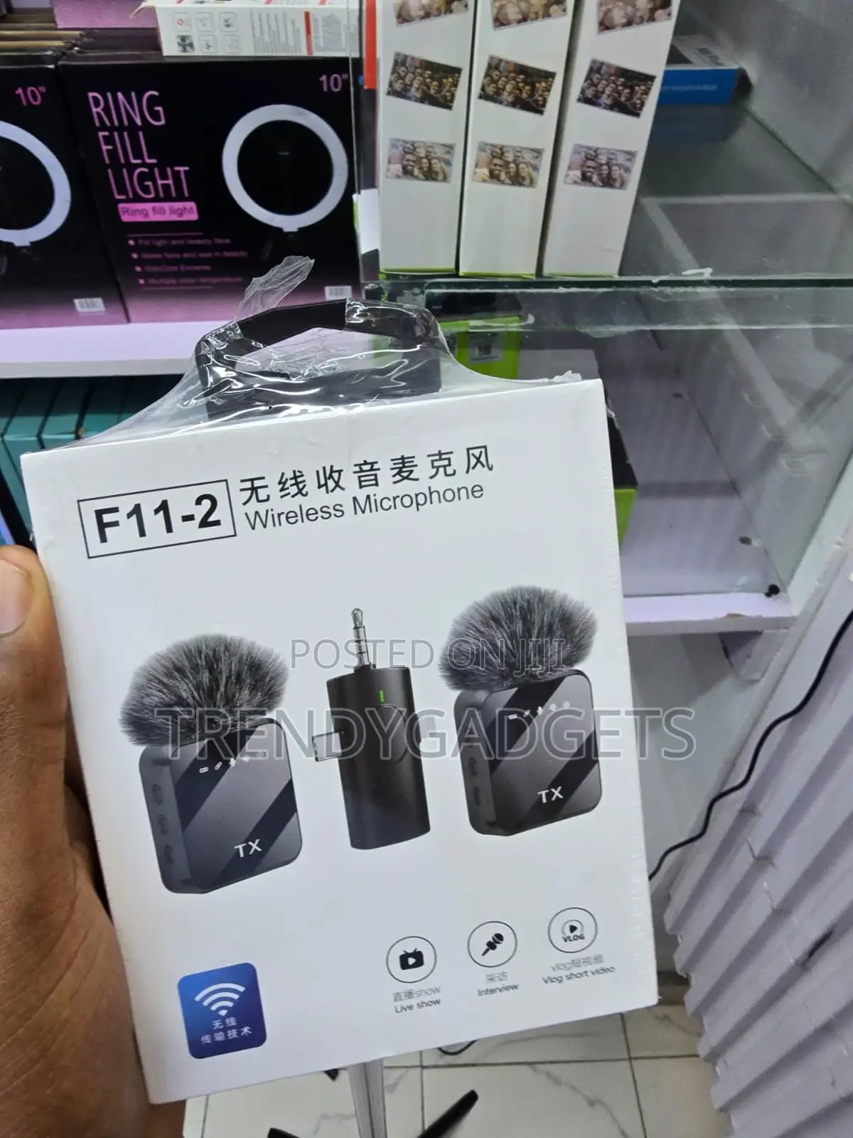 F11-2 Noise Reduction Wireless Microphone 20m Range