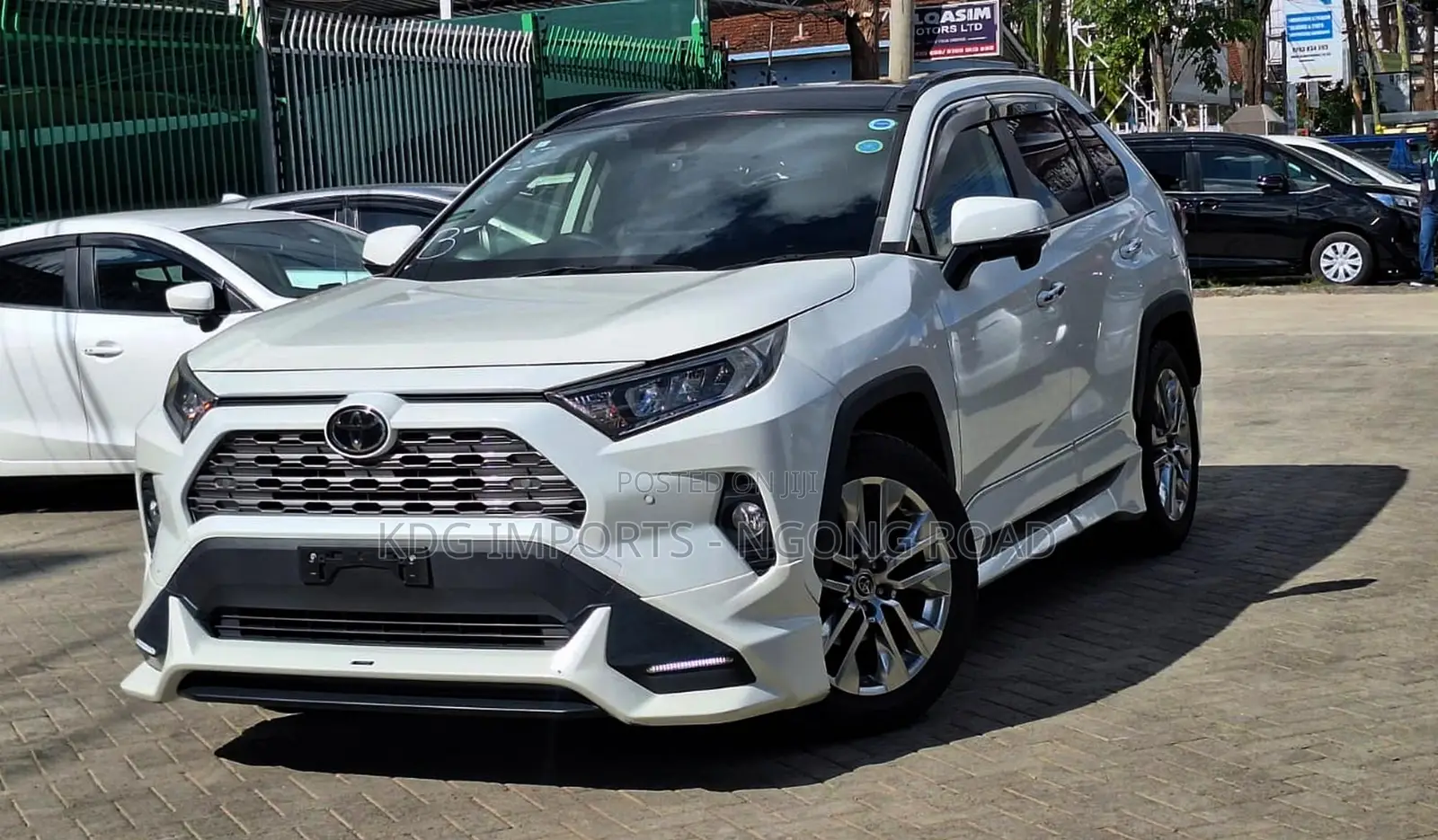 Toyota RAV4 2019 Pearl
