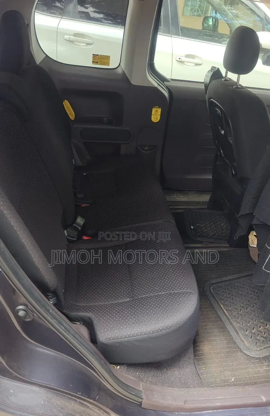 Toyota Spade 2014 Blue