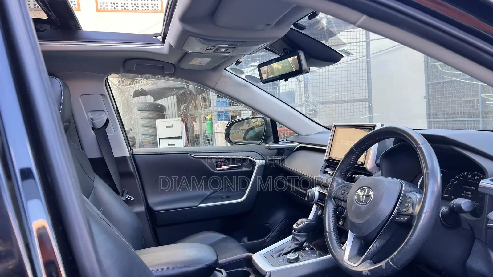 Toyota RAV4 XLE Premium AWD 2019 Matt Black
