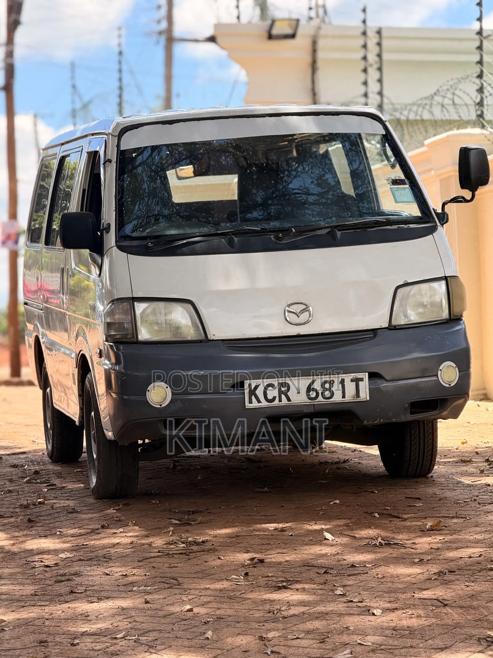Mazda Bongo 2013 White