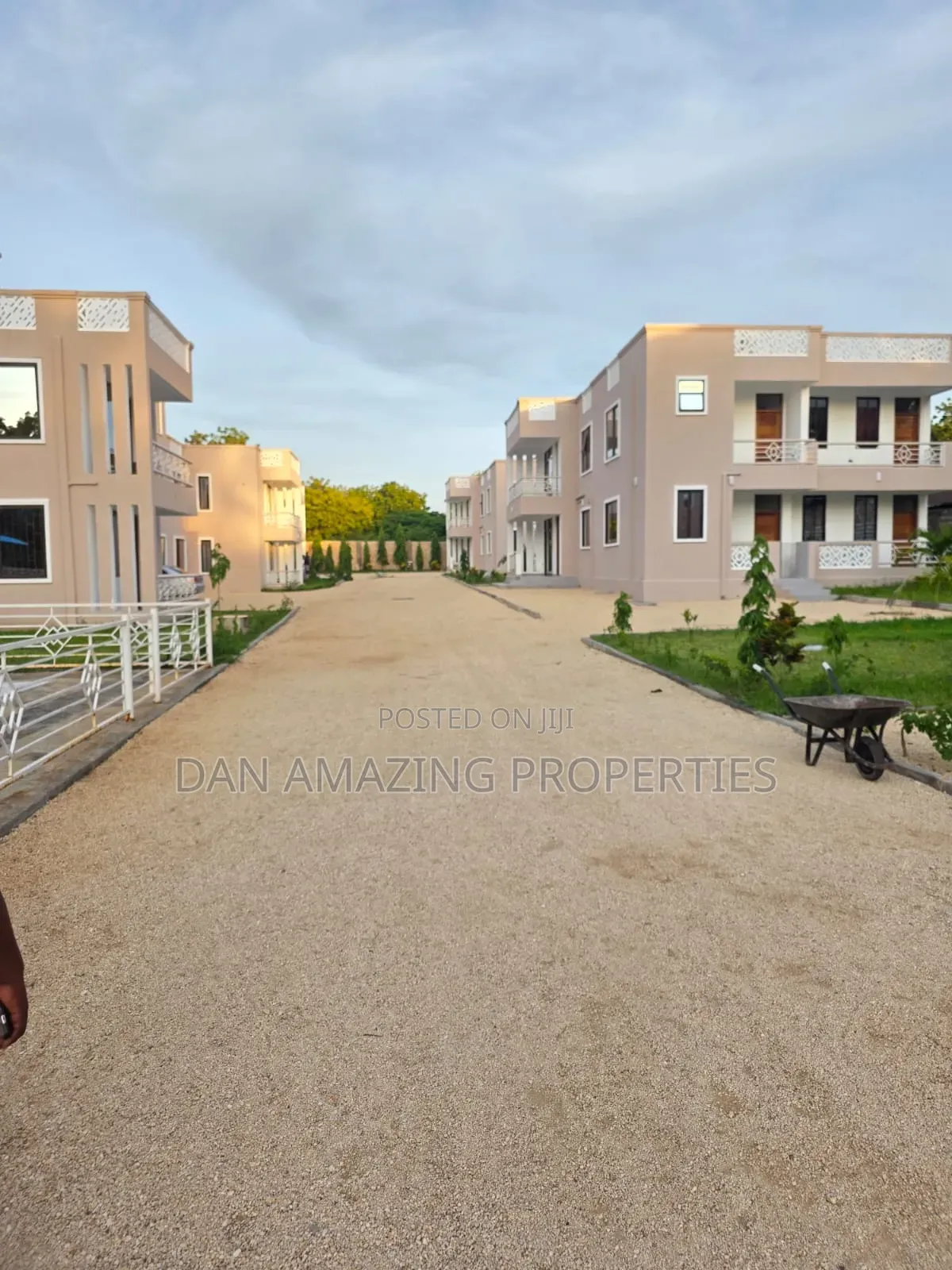 Furnished 4bdrm Villa in Diani 2Nd Row for sale