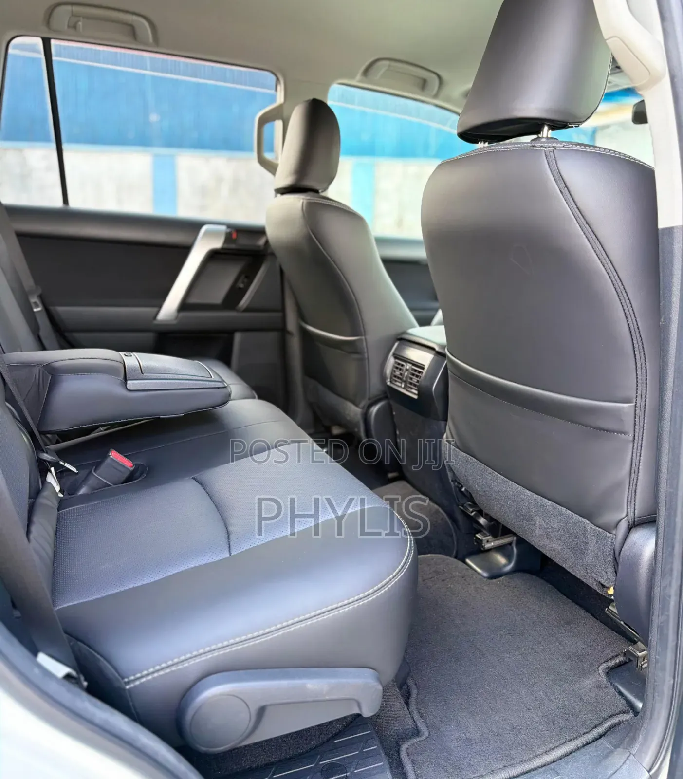 Toyota Land Cruiser Prado 2.7 2019 White