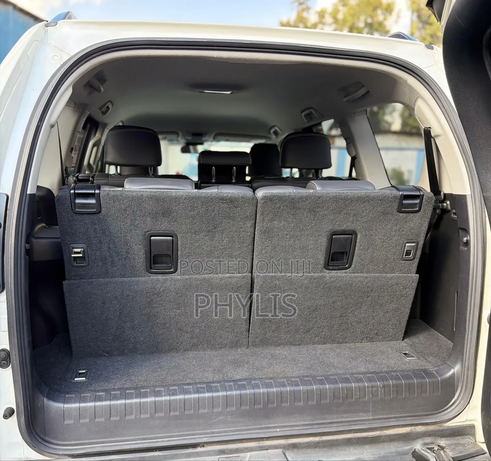 Toyota Land Cruiser Prado 2.7 2019 White