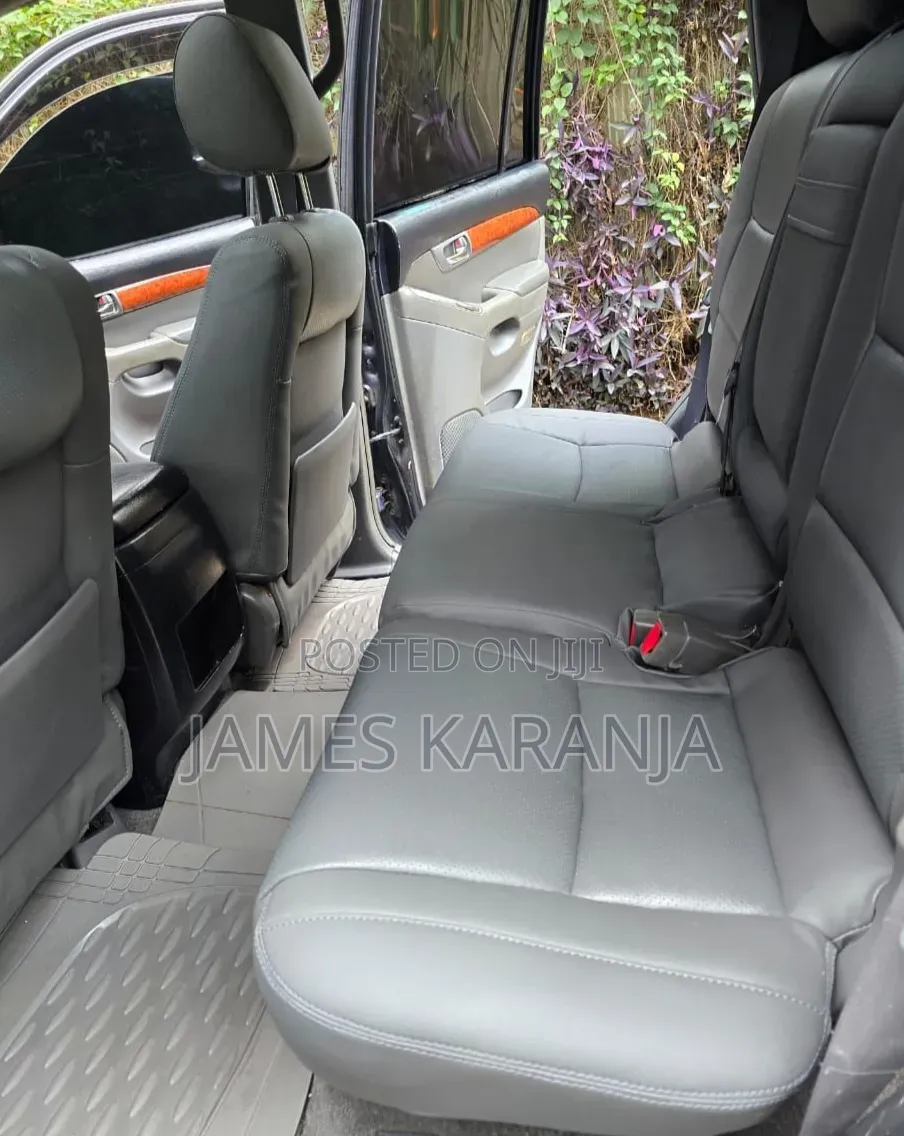 Toyota Land Cruiser Prado 2002 Gray