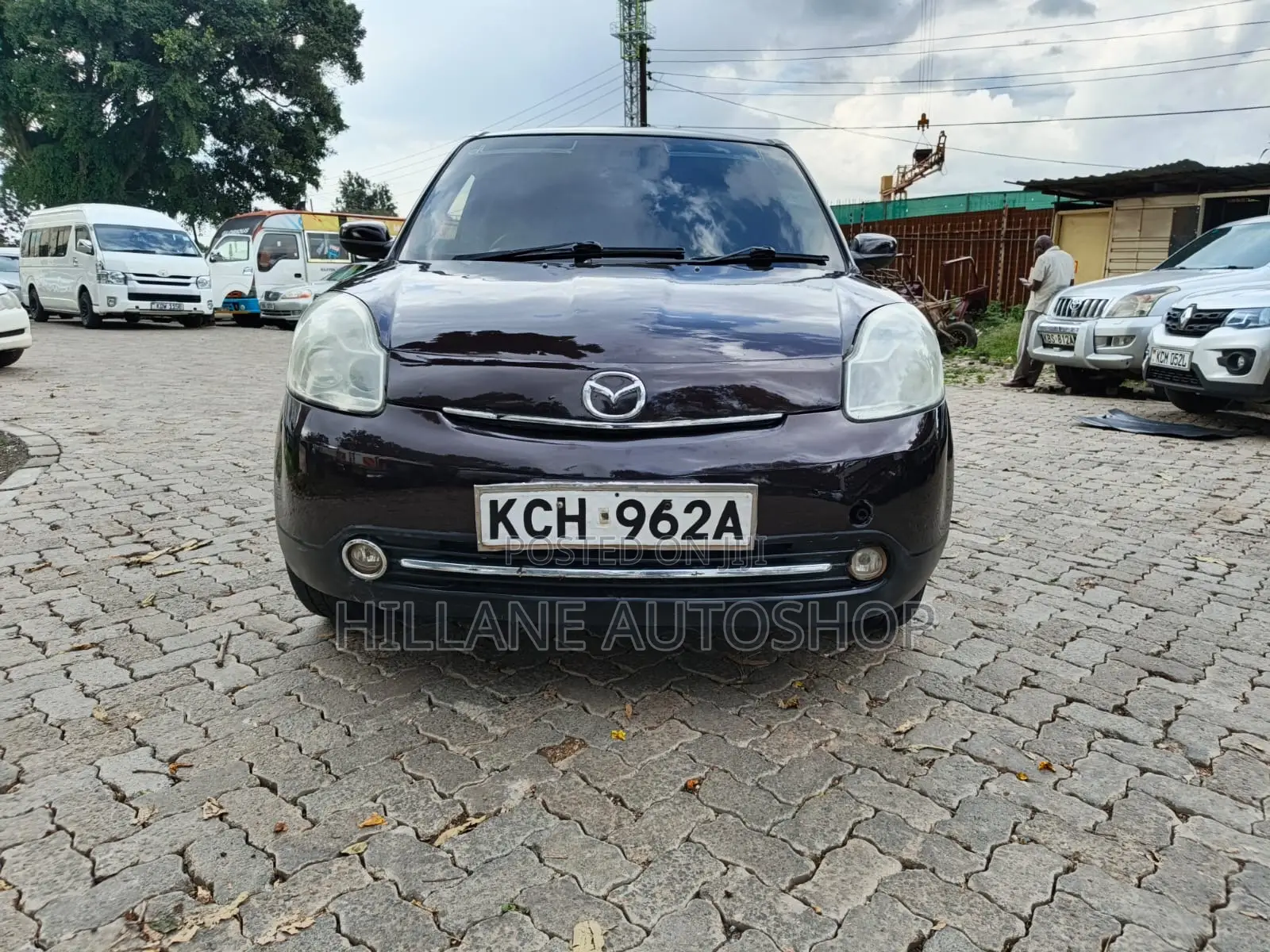 Mazda Verisa 2010 Brown