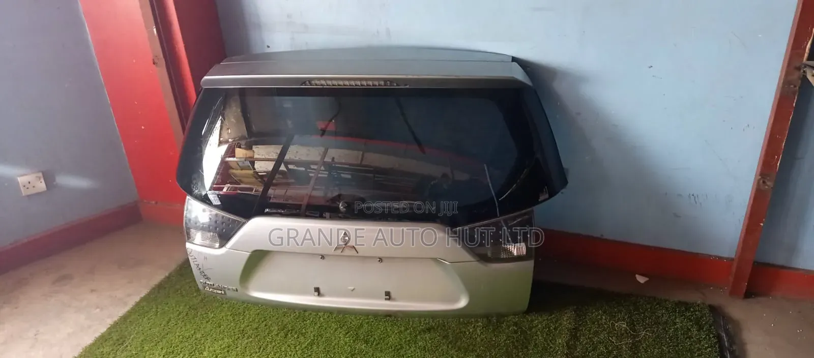 Mitsubishi Outlander Boot/Tailgate
