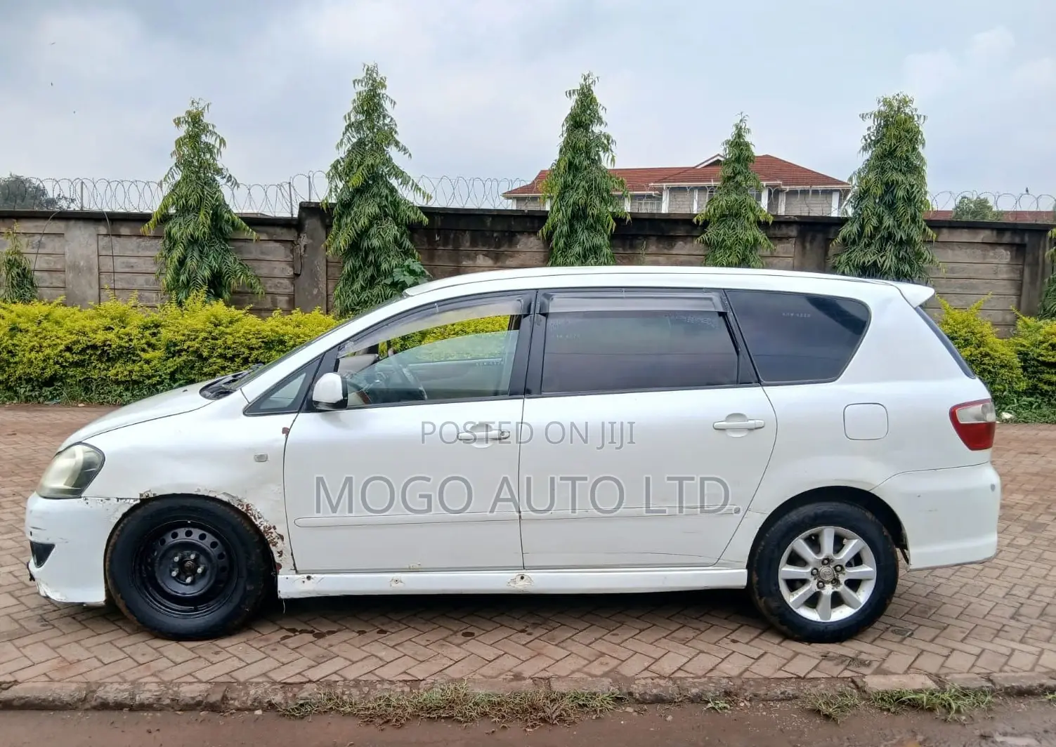 Toyota Ipsum 2006 White