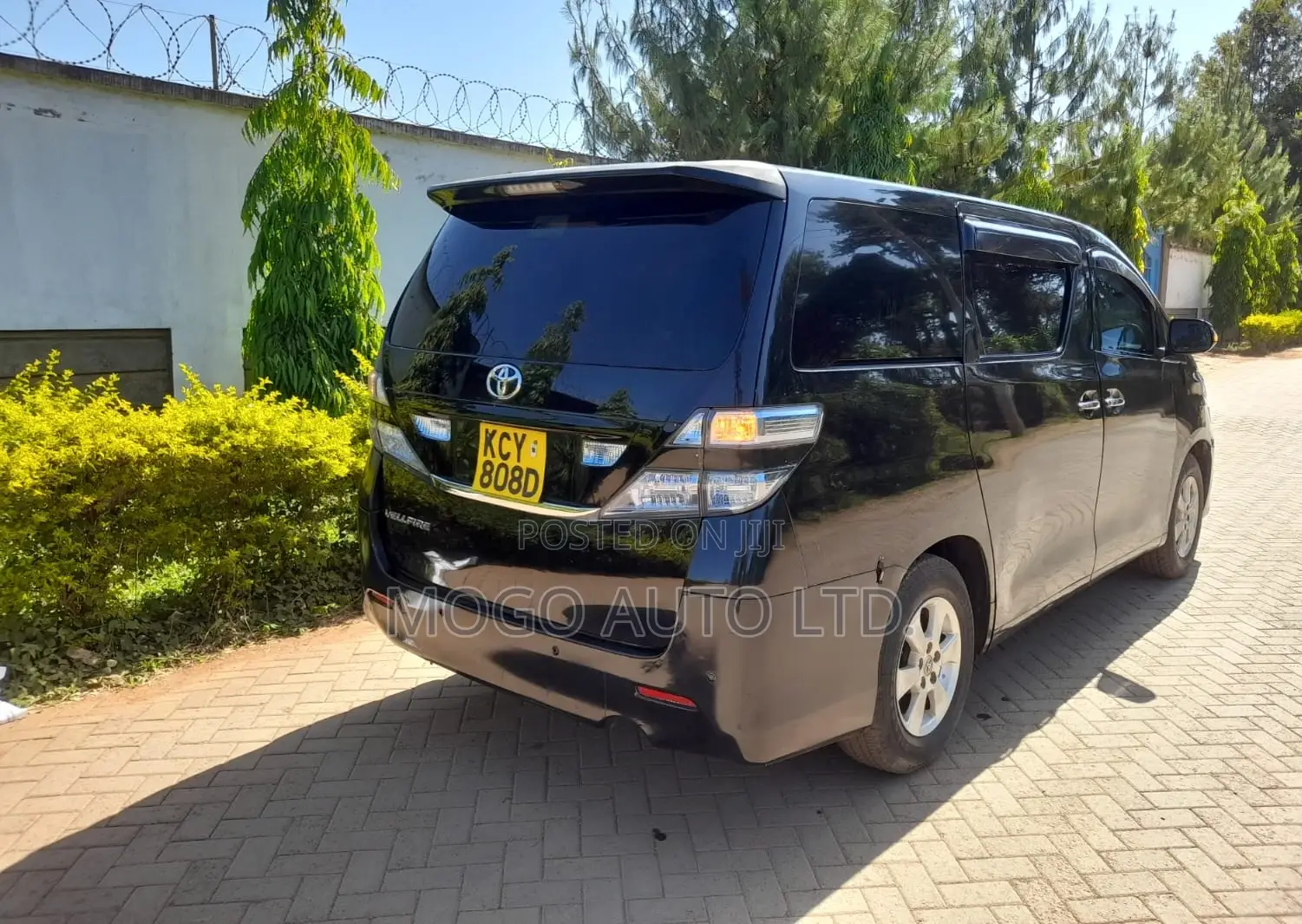 Toyota Noah 2012 Black